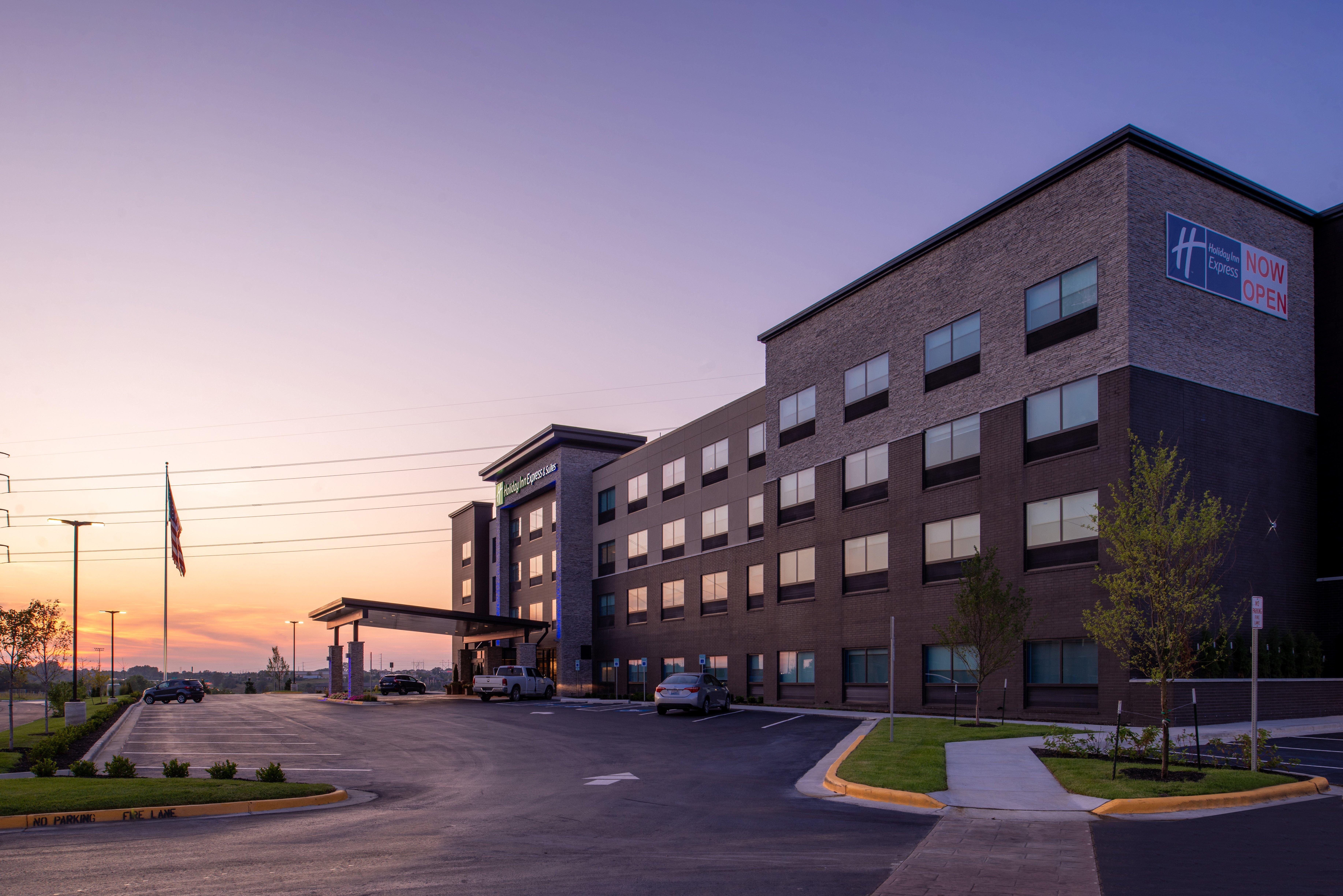 Holiday Inn Express & Suites - Olathe West By Ihg Exteriér fotografie