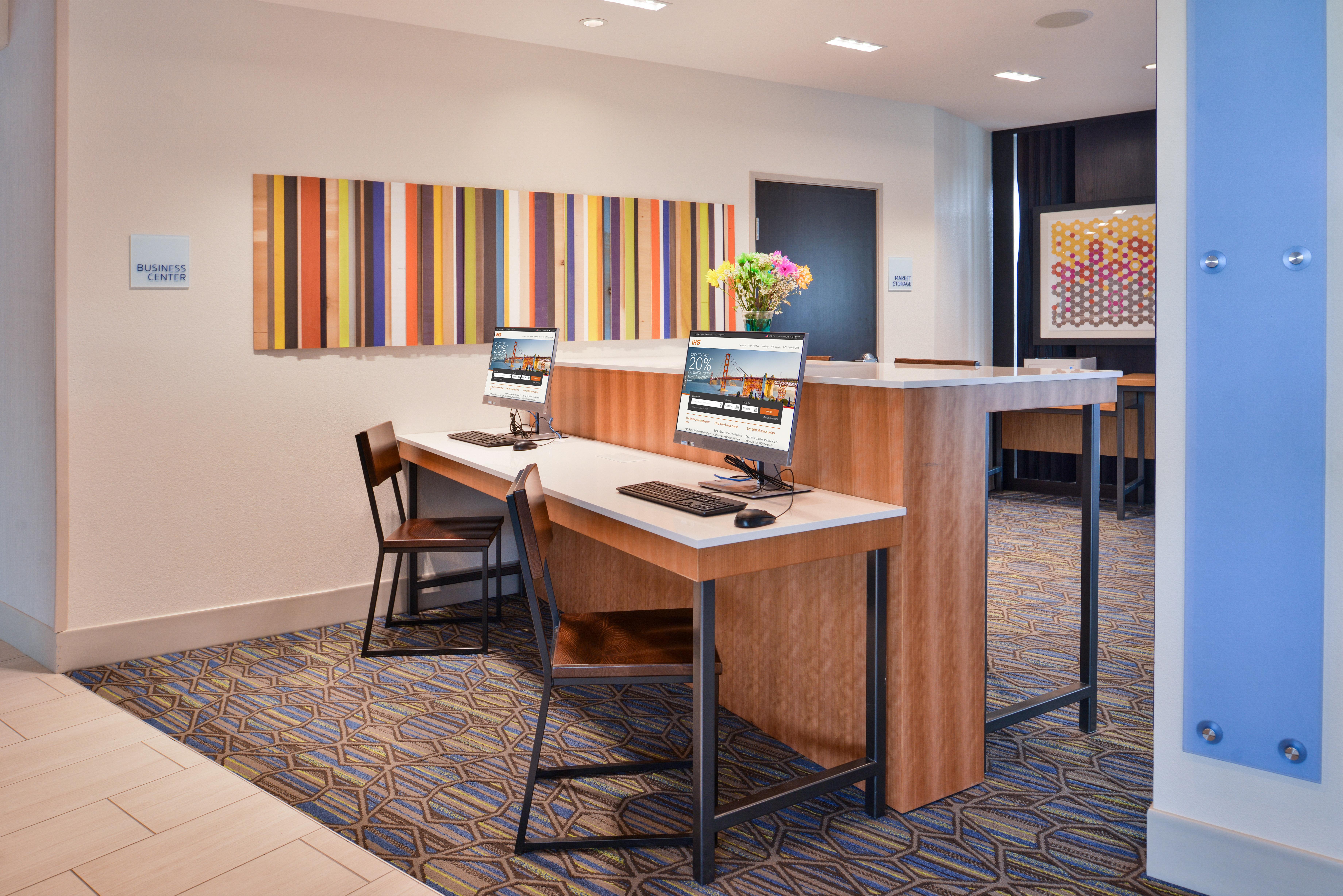 Holiday Inn Express & Suites - Olathe West By Ihg Exteriér fotografie